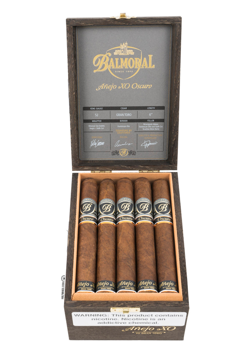 Balmoral Añejo XO Oscuro Gran Toro