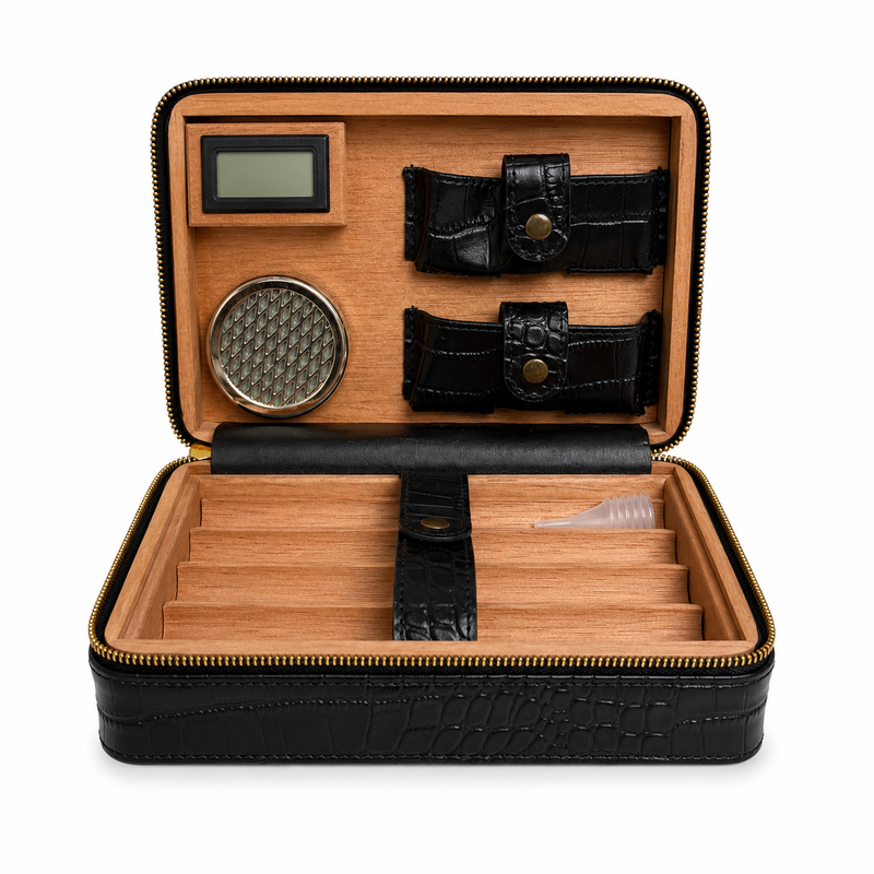 A simple and portable cigar box, a cedar wood humidor, a smoking set for travel and work.